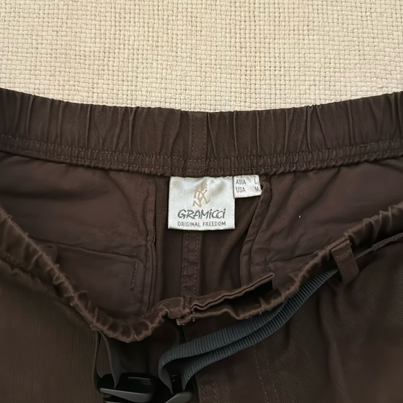 Gramicci Relaxed Fit Cargo Shorts Brown - Picture 3 of 16